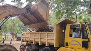 ‘যারা মাদক বেচে-খায় তাগো লাইগা আমগো ক্ষতি হইসে’