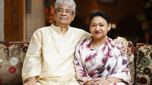 গাজী মাজহারুল আনোয়ারকে নিয়ে স্ত্রী জোহরার বই
