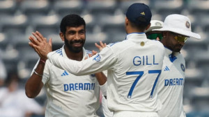 বুমরাহ নয়, ভারতের টেস্ট অধিনায়কের দৌড়ে আছেন গিল