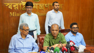 ১২ ঘণ্টার মধ্যে অপসারণ করা হবে কোরবানির বর্জ্য: স্বরাষ্ট্র উপদেষ্টা