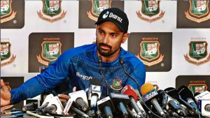আমিরাতের কাছে হেরে শিশিরকে দুষলেন লিটন