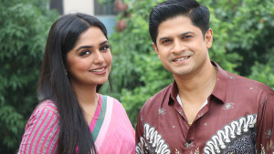 দুর্নীতিবাজ কোটিপতির পতনের গল্পে নিলয়, সঙ্গে হিমি