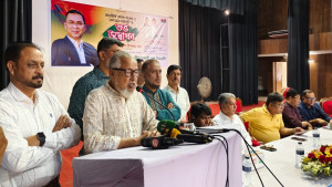 অন্তর্বর্তী সরকারের কিছু কাজ জনমনে প্রশ্ন তুলেছে: নজরুল ইসলাম খান