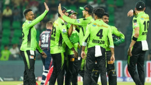 ফাইনালে ওঠার লড়াইয়ে লাহোরের একাদশে সাকিব-রিশাদ