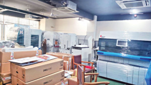 কাজে আসছে না ২৫ কোটি টাকার চিকিৎসাযন্ত্র