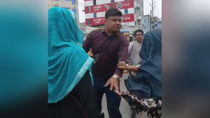 দালালদের নিয়ে প্রতিবেদন  সাংবাদিকের ওপর হামলা