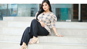 আত্মবিশ্বাসে হাই হিল