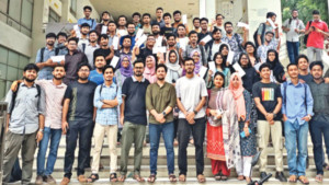 পথ দেখাবে ক্যারিয়ার ক্লাব