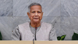 টোকিওর কাছে ১০০  কোটি ডলার বাজেট সহায়তা চাইবে ঢাকা