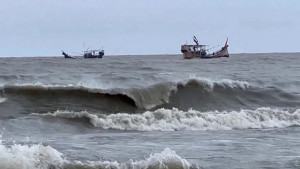 সাগরে লঘুচাপের শঙ্কা, দেশের বিভিন্ন অঞ্চলে বৃষ্টির পূর্বাভাস
