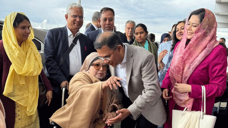 কখন-কোন পথে ফিরছেন খালেদা জিয়া, নেতাকর্মীদের জন্য যে নির্দেশনা কখন-কোন পথে ফিরছেন খালেদা জিয়া, নেতাকর্মীদের জন্য যে নির্দেশনা