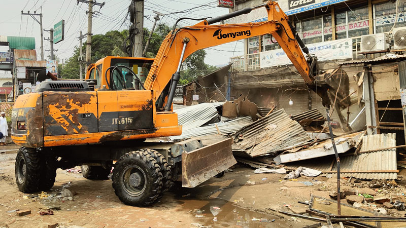 মহাসড়কে আ.লীগ কার্যালয়সহ অবৈধ স্থাপনা উচ্ছেদ মহাসড়কে আ.লীগ কার্যালয়সহ অবৈধ স্থাপনা উচ্ছেদ