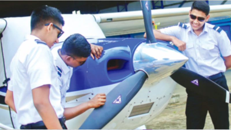 এয়ারক্রাফট মেইনটেন্যান্স ইঞ্জিনিয়ারিং এয়ারক্রাফট মেইনটেন্যান্স ইঞ্জিনিয়ারিং