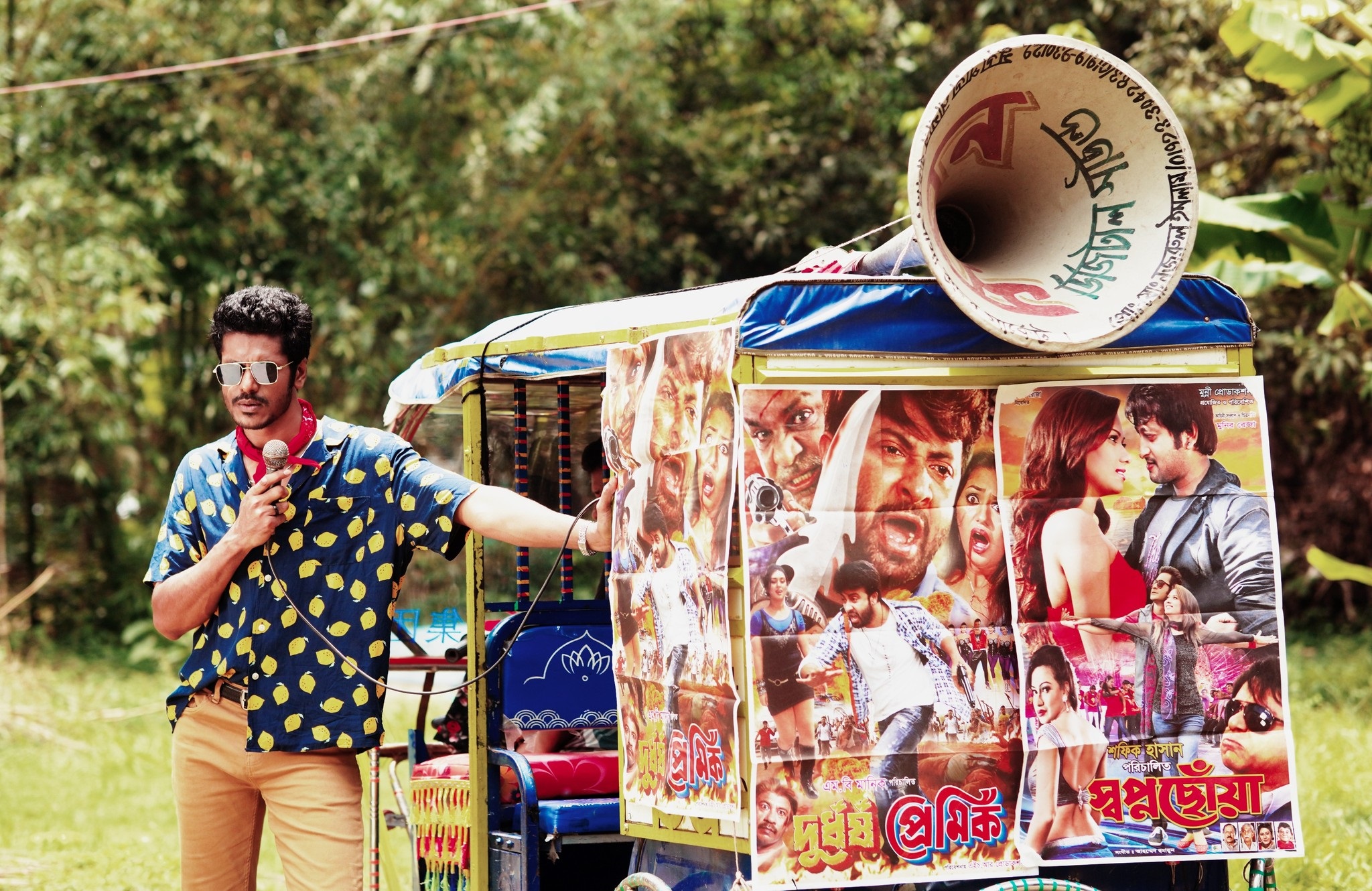 সোহেলের কণ্ঠের কারিশমায় মুগ্ধ সবাই সোহেলের কণ্ঠের কারিশমায় মুগ্ধ সবাই