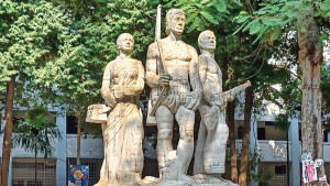 সন্ধ্যার পর কেন অবরুদ্ধ ঢাকা বিশ্ববিদ্যালয়