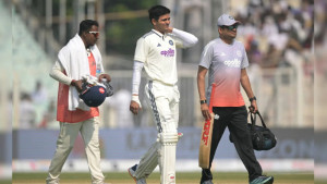 হাসপাতালে শুভমান গিল, কলকাতা টেস্টে আর নামছেন না
