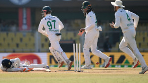 ইতিহাস সেরা টেস্ট হারের লজ্জা ভারতের