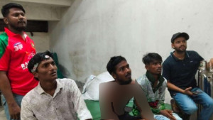 খেলা চলাকালে স্টেডিয়ামে ‘জয় বাংলা’ স্লোগান, হাতাহাতিতে আহত ১০