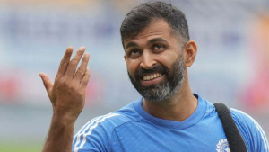 কেকেআরের নতুন হেড কোচ অভিষেক নায়ার 