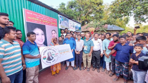 শিবগঞ্জে নতুন ঘর পেলেন জুলাই শহীদের মা