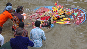 সিলেটে সুরমার তীরে বিষাদের সুর