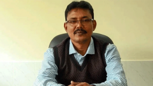 বাসের ধাক্কায় প্রাণ গেল রাবি শিক্ষকের