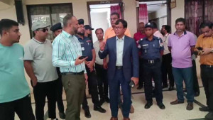 দুই মিনিটে টিকিট শেষ, এটা কোনো সিস্টেম হতে পারে না