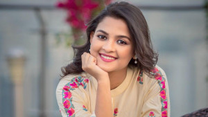 ভালোবাসার নতুন গল্পে সাদিয়া আয়মান