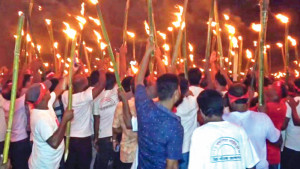 ‘এদ্দিন সবায় খালি আশা দিচে এইবার মনে হয় কাম হইবে’