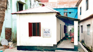 ২২ বছর ভেসে বেড়ানো মা-ছেলের শান্তির নীড়