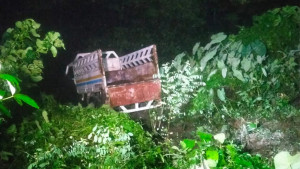 ধামরাইয়ে পিকআপ নিয়ন্ত্রণ হারিয়ে পুকুরে, চালকসহ নিহত ২