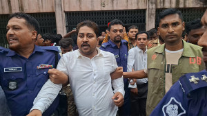 বরগুনায় বিএনপি অফিস ভাঙচুরের মামলায় ১২ আইনজীবী কারাগারে