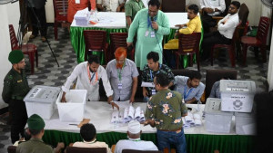 ভোট গণনা শেষ ১৯ কেন্দ্রে, বাকি দুটিও শেষের পথে