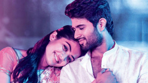 আঙুলে নতুন আংটি ঘিরে ফের চর্চায় রাশমিকা-বিজয়