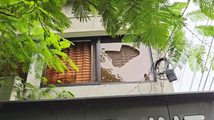 মধ্যরাতে কাদের সিদ্দিকীর বাড়িতে হামলা-ভাঙচুর, ১৪৪ ধারা জারি
