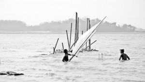 ব্রহ্মপুত্রপারের জেলেদের টিকে থাকার লড়াই