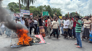 ভাঙ্গায় বিক্ষোভ-অবরোধের ঘটনায় ৯০ জনের নামে পুলিশের মামলা