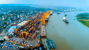 চট্টগ্রাম বন্দরের বর্ধিত মাশুল ১৫ অক্টোবর থেকে কার্যকর