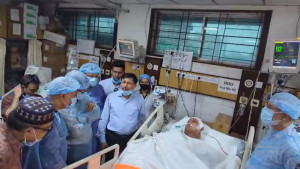 দায়িত্ব পালনে আহত ডা. শংকরের চিকিৎসার ভার নিল সরকার