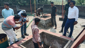 ‘তেল নেই’ লেখা পাম্পে মিলল ৪ হাজার লিটার অকটেন-পেট্রল-ডিজেল