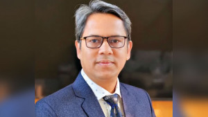 ব্যবস্থাপনায় ব্যর্থতার আয়না মশা