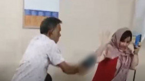 কলেজ শিক্ষিকাকে জুতাপেটার ঘটনায় বহিষ্কার সেই বিএনপি নেতা 