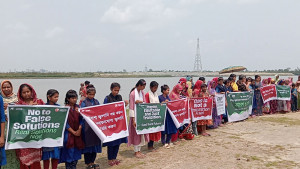 ‘বিশ্বকে অস্থিতিশীল করে তুলছে জীবাশ্ম জ্বালানির ওপর নির্ভরতা’