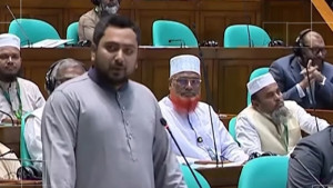 রাষ্ট্রপতিকে অপসারণ ও গ্রেপ্তার করতে হবে