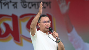 ছবিতে প্রধানমন্ত্রীর যশোর সফর