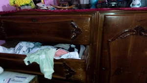 চাঁদা না পেয়ে বিএনপি নেতার বাড়িতে হামলা-লুটপাট