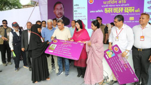 প্রতিশ্রুতি একে একে বাস্তবায়ন করব 