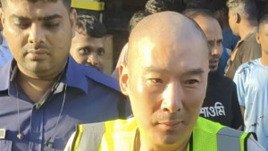 অ্যাকাউন্ট হ্যাক করে ৭ লাখ টাকা আত্মসাৎ: যশোরে চীনা নাগরিকসহ ২ জন আটক