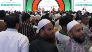 জুলাইয়ের অনুষ্ঠানে তথ্যচিত্র নিয়ে বিতর্ক-হট্টগোল, বেরিয়ে গেলেন এনসিপি নেতারা