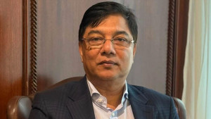 জামালপুরে পূর্ণ মন্ত্রী পাওয়ায় আনন্দ মিছিল, মিষ্টি বিতরণ